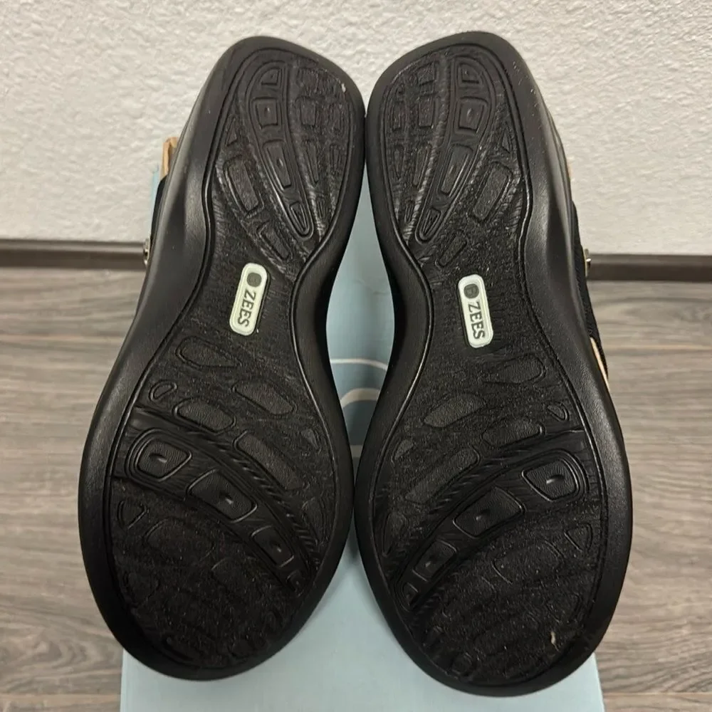 Bzees Desire Wedge Sandal (WIDE)